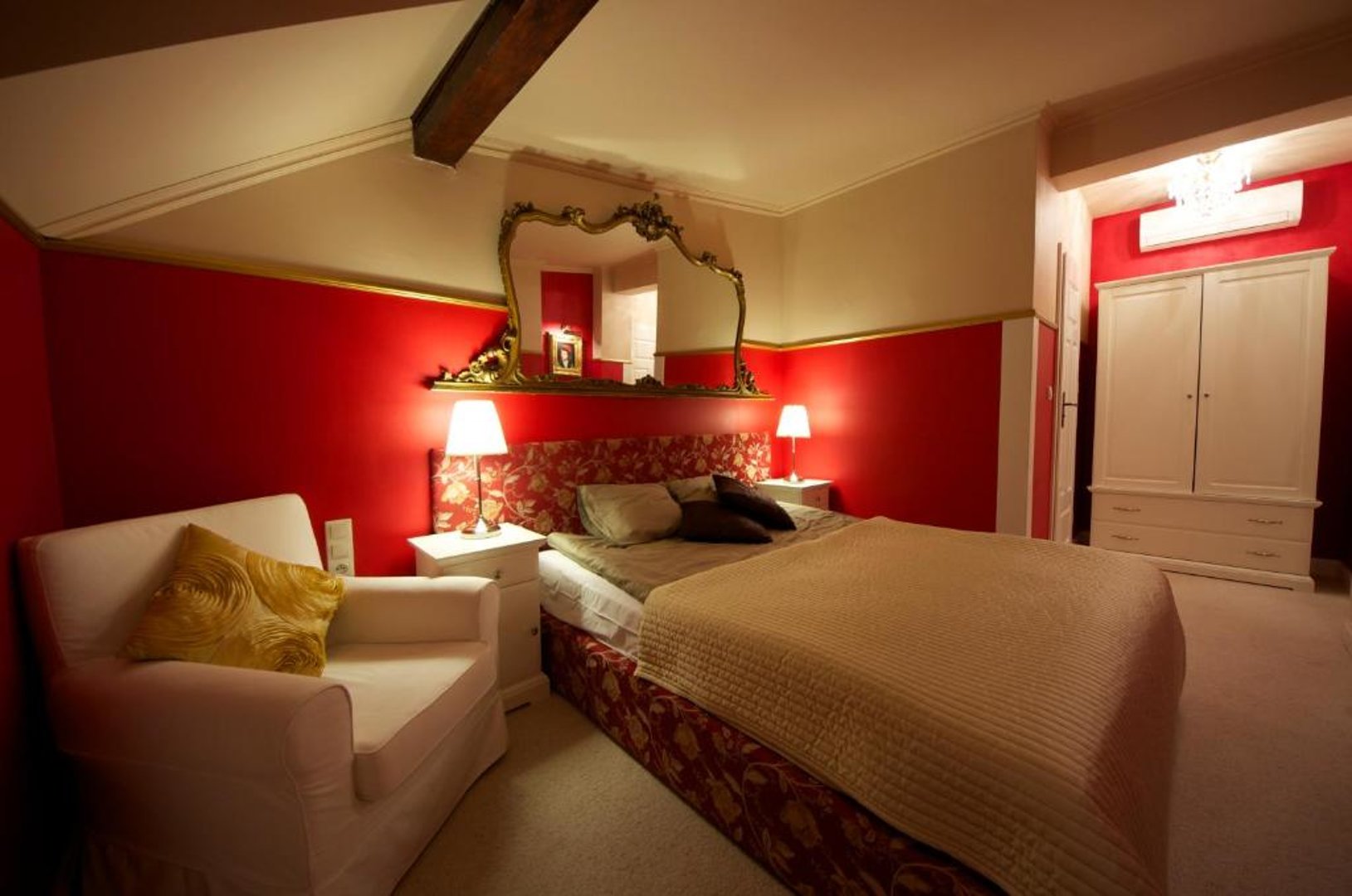 Black Moon Creatives  - 11