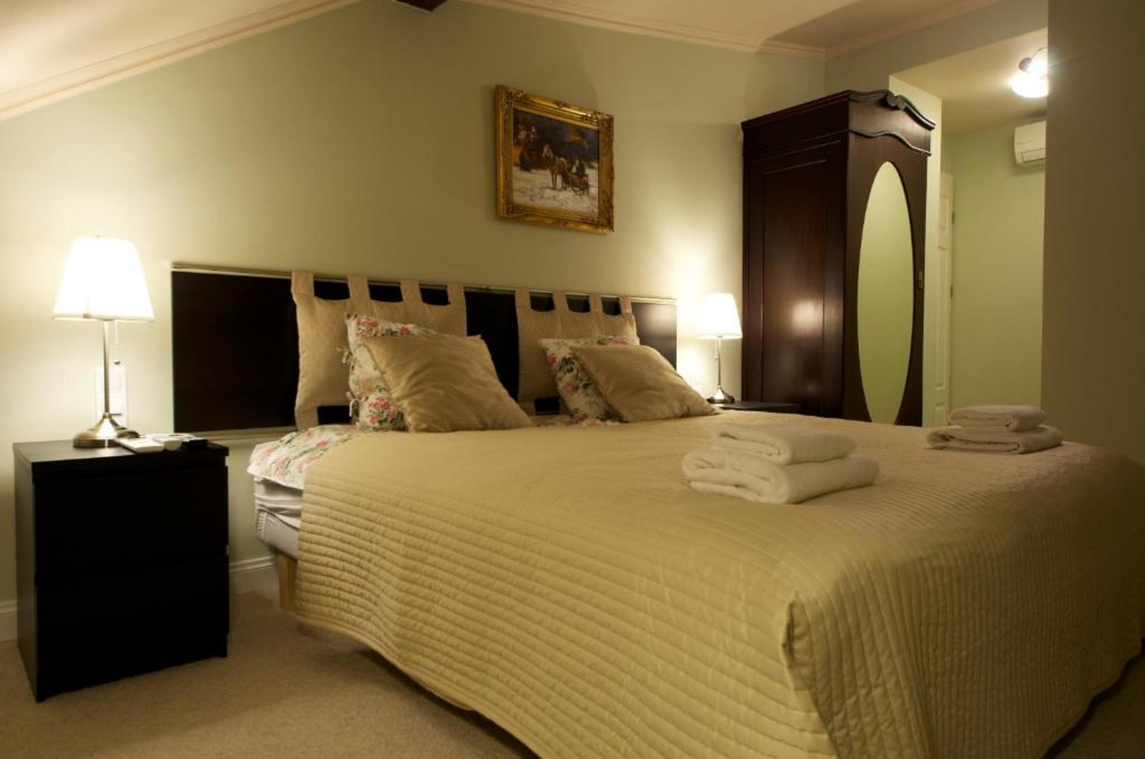 Black Moon Creatives  - 4